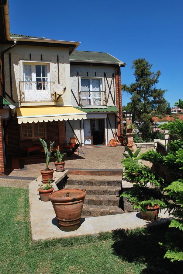 Appartements D'Hotes Marciloui Antsirabe Exterior photo
